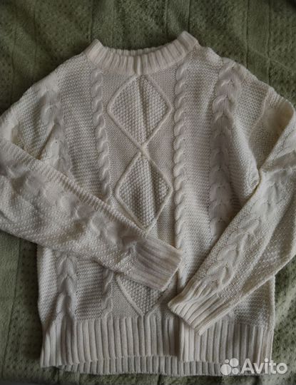 Свитер женский