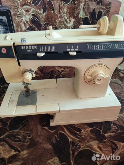 Швейная машина Singer