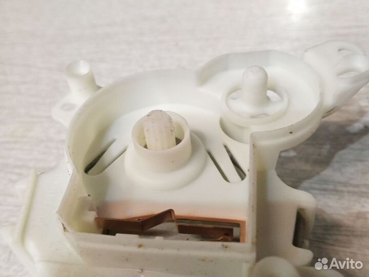 Шаговый мотор