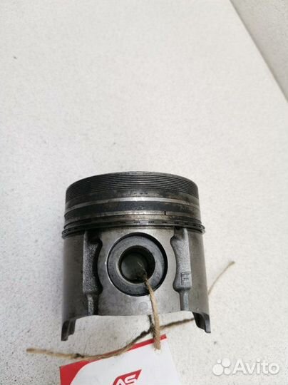 Поршень Mazda Bongo SE28M RF