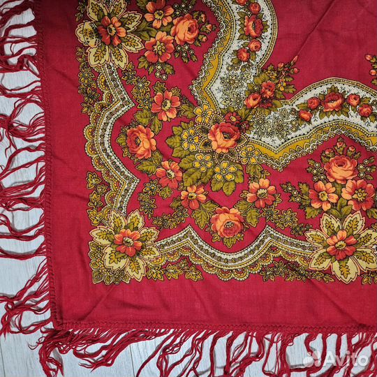 Шерстяной Павлопосадский платок Золотые листья