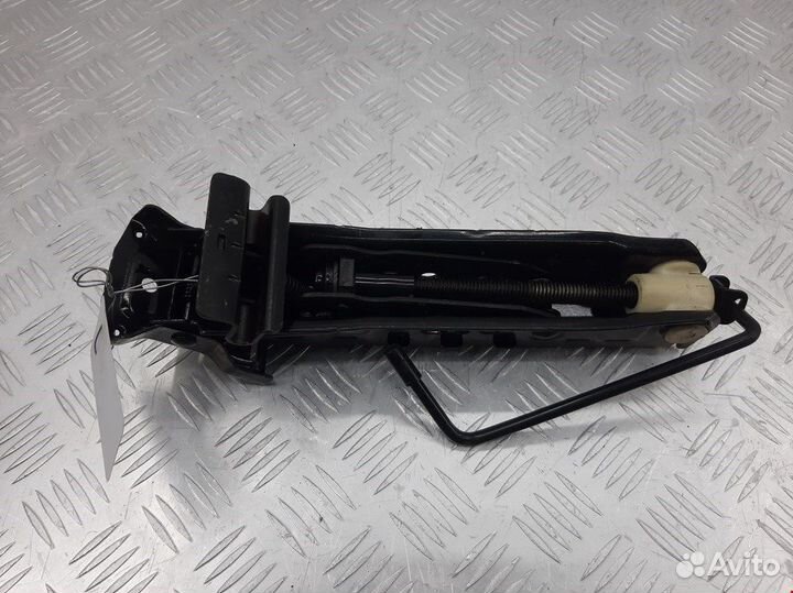 Домкрат для Ford Focus 1 1230699