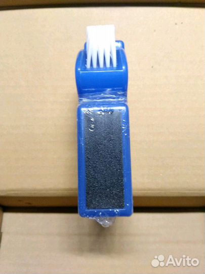 Всё для педикюра: терки, пемзы и тп Avon, Oriflame