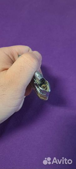 Винтажная зажигалка