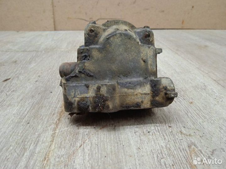 Корпус термостата Renault Logan 1 2010