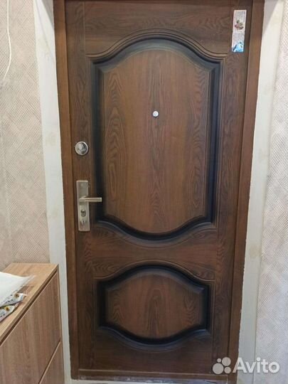 Металлическая дверь бу