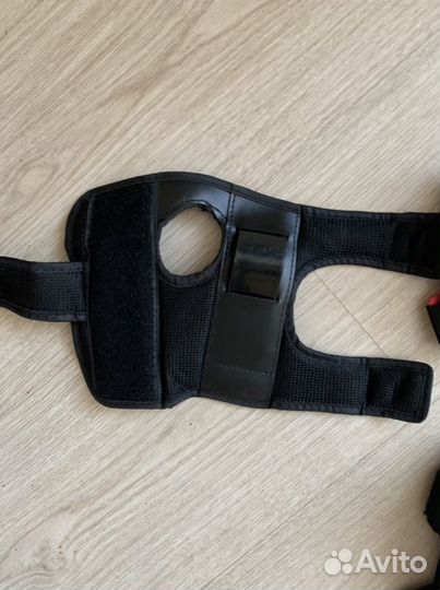 Роликовые коньки и защита