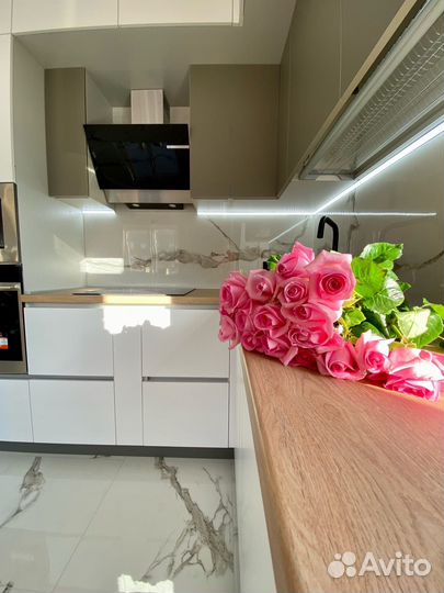 Угловые, прямые кухни на заказ в Омске