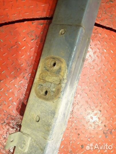 Усилитель бампера daf 105