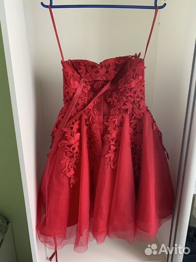 Вечернее платье