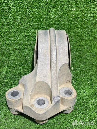 Опора подушка двигателя задняя Antara Captiva