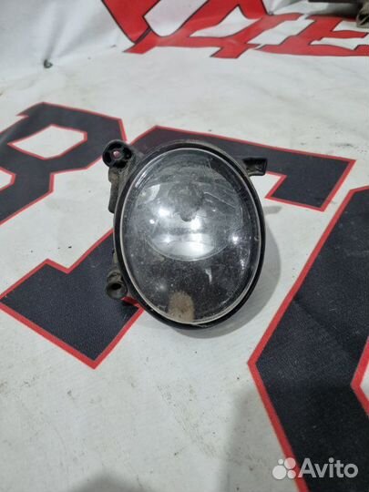 Туманка передняя правая Audi Q7