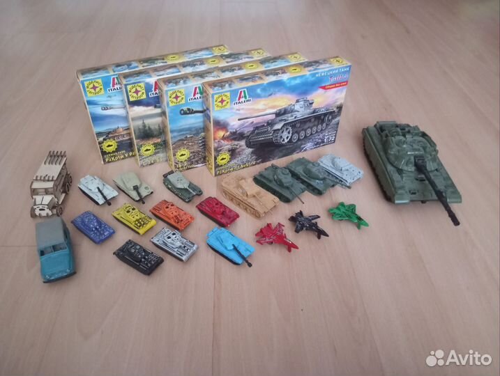 Модели танки и самолёты