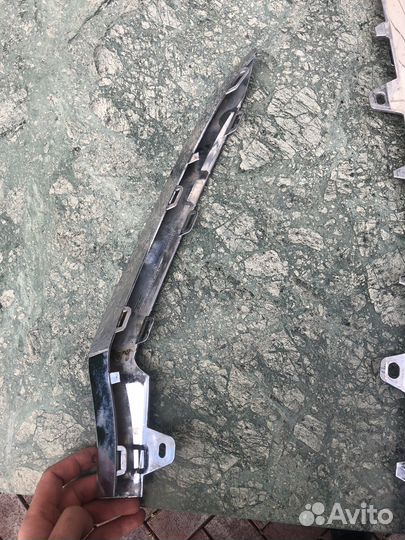 Хром переднего бампера Mercedes w212