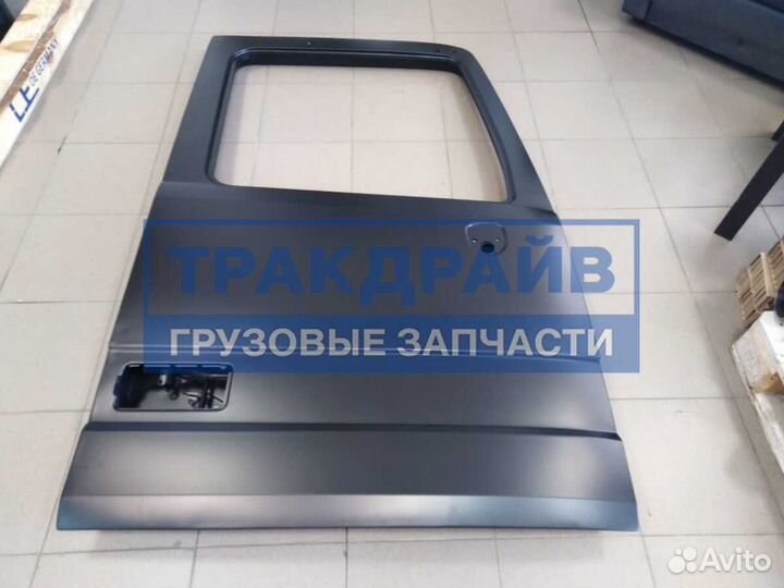 Дверь правая Мерседес Актрос мп1