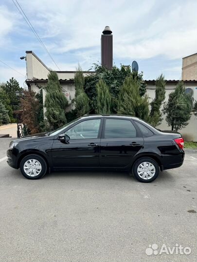 LADA Granta 1.6 МТ, 2020, 60 000 км