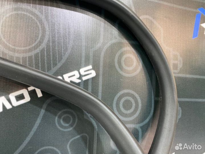 Уплотнитель двери передний Audi A6 C6 caja 2009