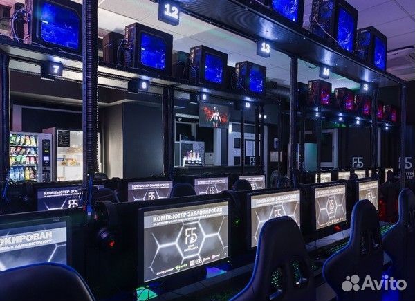 Компьютерный клуб / В ЖК бизнес-класса