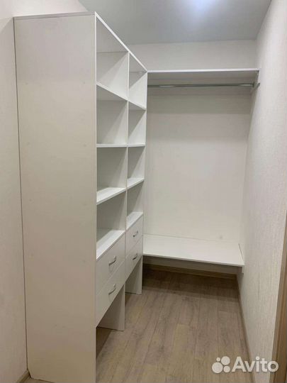 Шкаф в прихожую под ваш размер