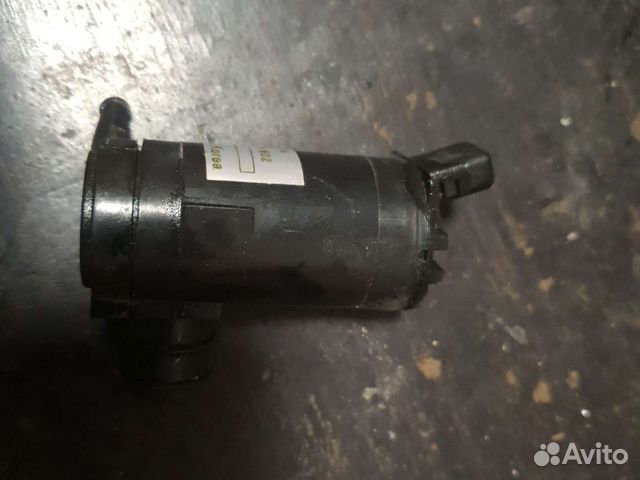 Насос омывателя переднего стекла