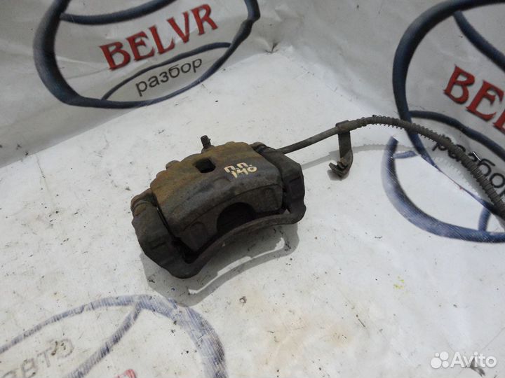 Суппорт передний правый Hyundai i40