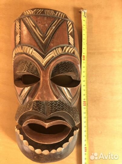 Маска ручная работа Ангола