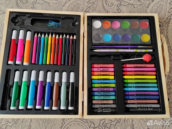 Набор юного художника