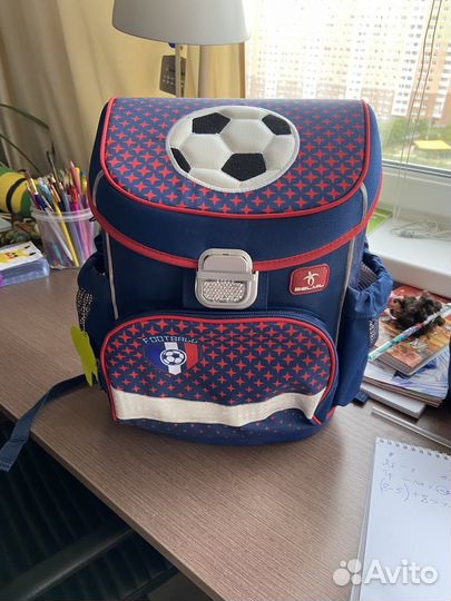 Рюкзак школьный ортопедический новый