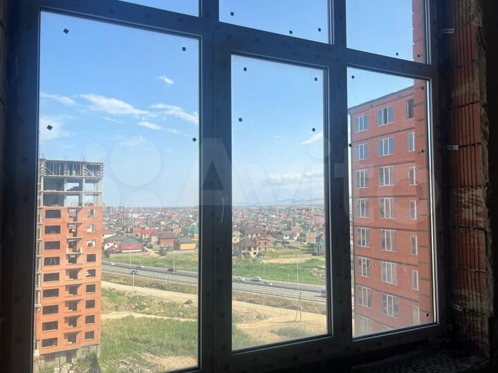 2-к. квартира, 104 м², 10/12 эт.