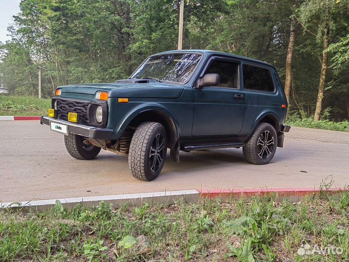 LADA 4x4 (Нива) 1.7 МТ, 2002, 130 000 км