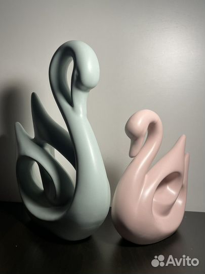 Декоративные керамические статуэтки - лебеди