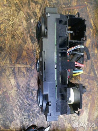 Блок управления климат-контролем Volkswagen Golf