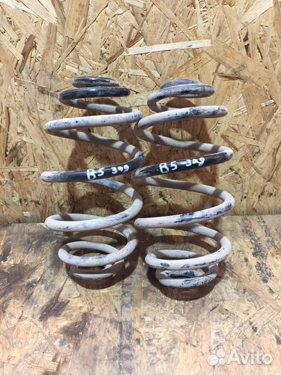 Задние пружины Volkswagen Passat B5