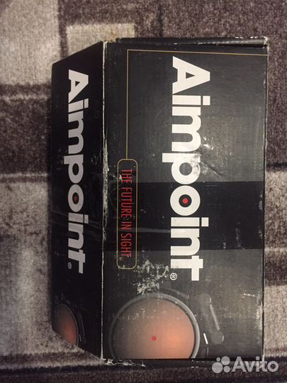 Калиматорный прицел aimpoint