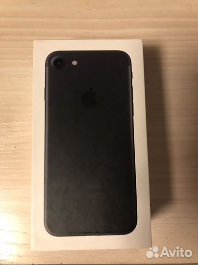 Коробка от iPhone