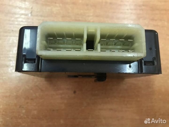 Блок управления светом Hyundai Solaris с2010-2017г