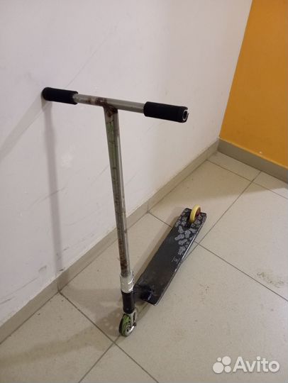 Трюковой самокат стрит