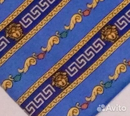 Галстук Версаче для Екатерины