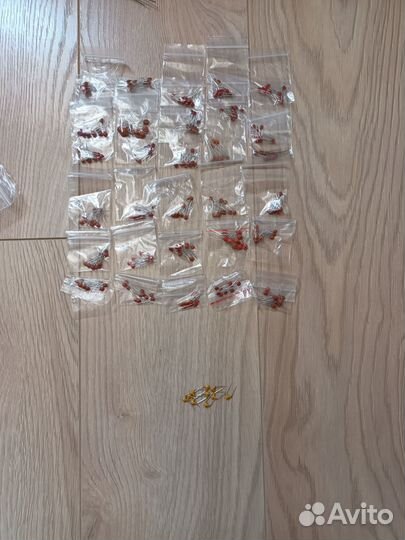 Конденсаторы км