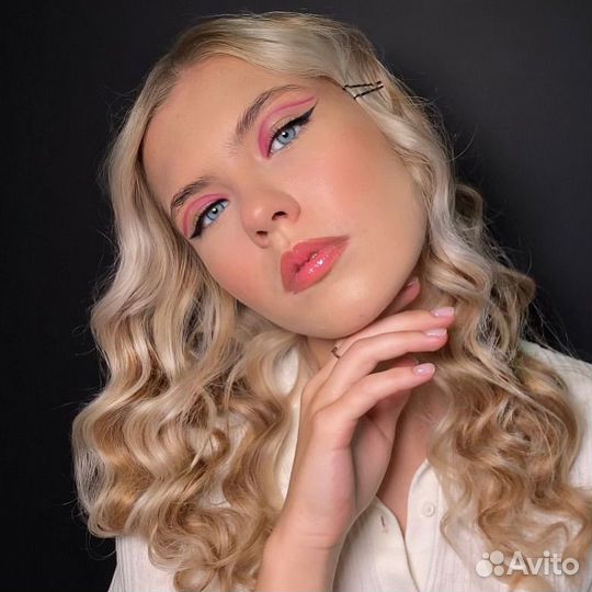 Макияж и локоны