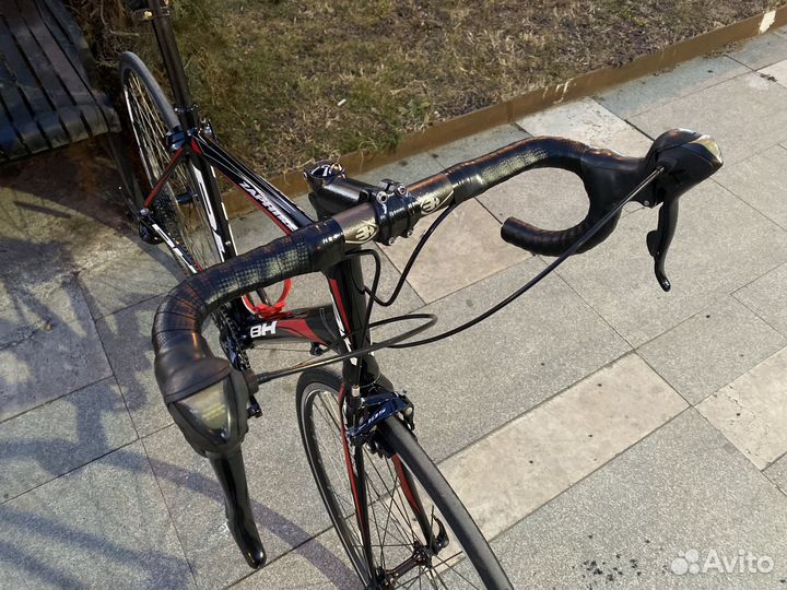 Шоссейный велосипед BH Zaphire