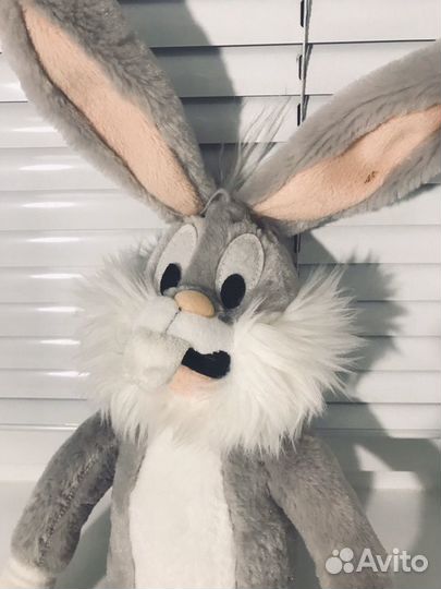 Заяц Багз Банни Bugs Bunny
