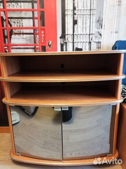 Тумба под телевизор