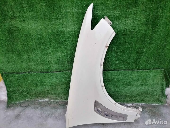 Крыло переднее правое Infiniti FX35 S50