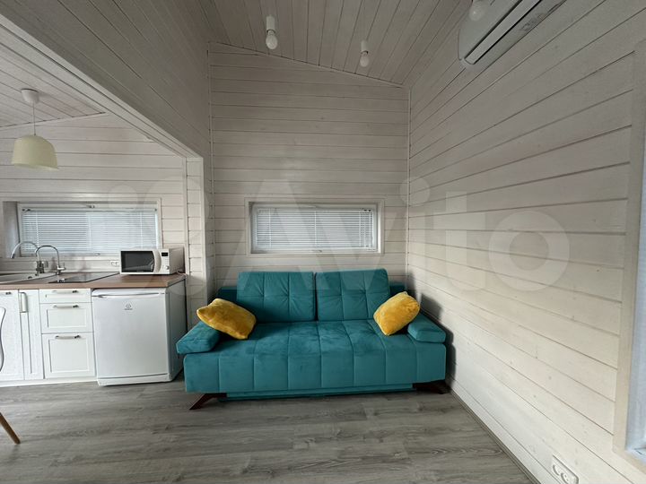 Дом 30 м² на участке 8 сот.