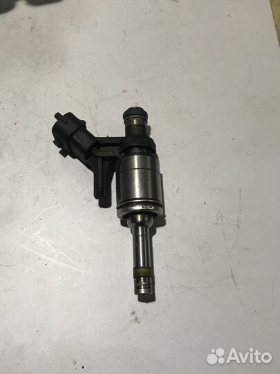 Форсунка топливная Hyundai Avante