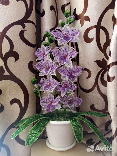 Орхидея из бисера