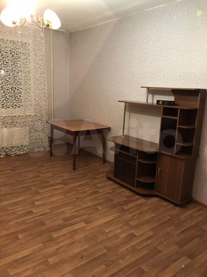 2-к. квартира, 58 м², 1/3 эт.