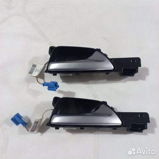 Ручка двери внутренняя правая Mercedes-Benz Ml