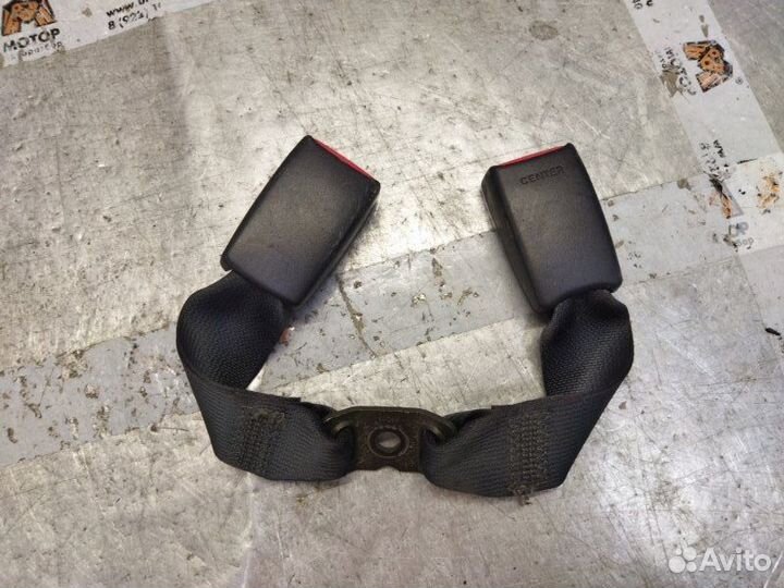 Ответная часть ремня безопасности задняя Toyota